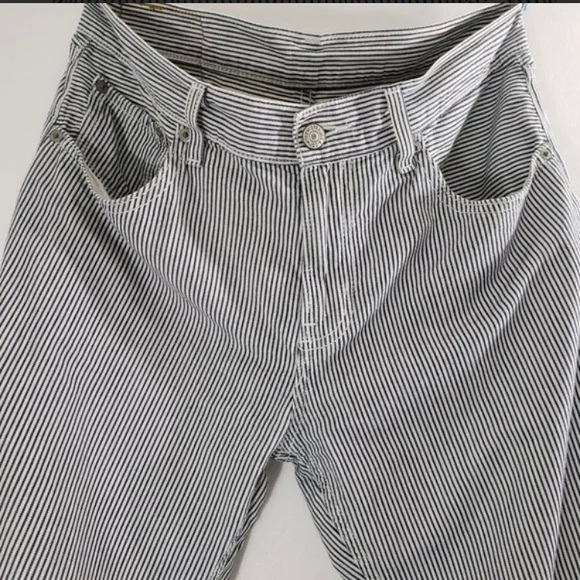 LEVIS STRIPED DENIM - Picture 9 of 9